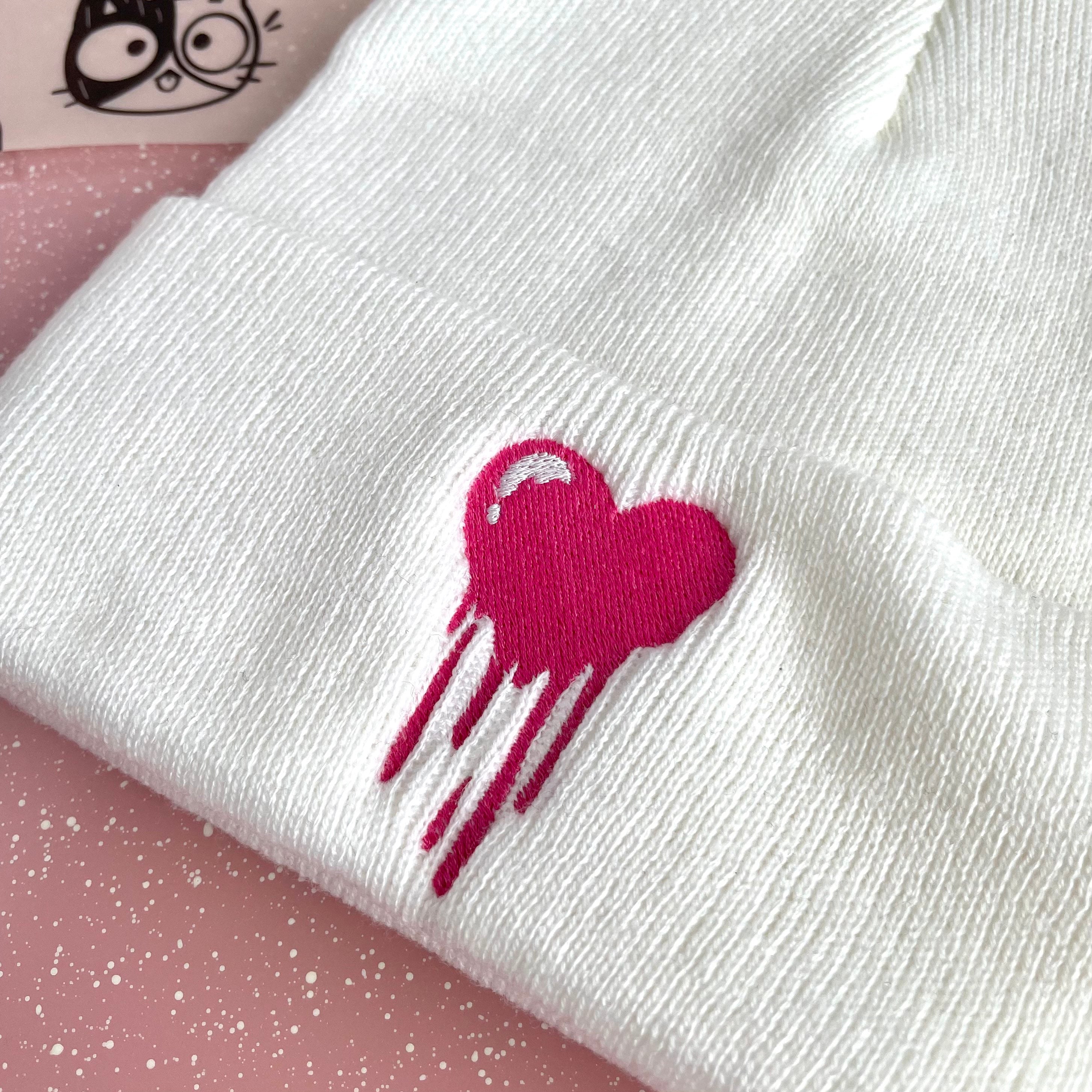 MELTING HEART EMBROIDERED BEANIE