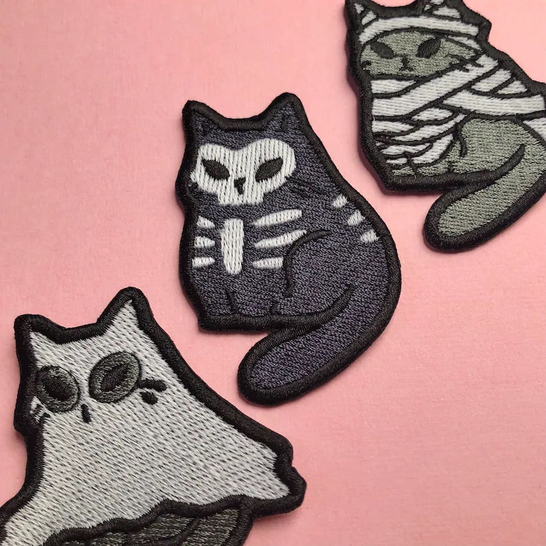 GLOW IN THE DARK HALLOWEEN CATS, EMBROIDERED IRON ON PATCH