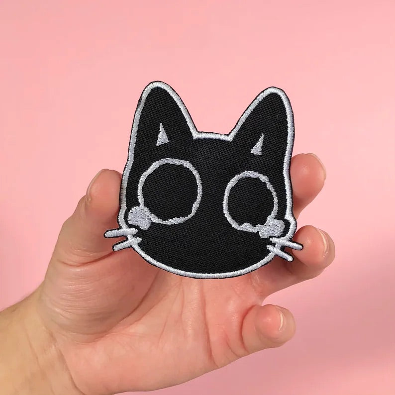 GLOW IN THE DARK CRYING CAT EMBROIDERED IRON ON PATCH
